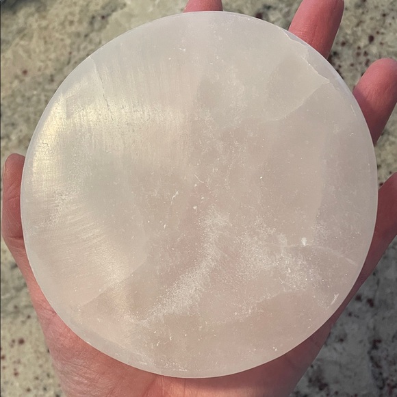 White Zodiac Design Selenite Plate - Picture 3 of 5